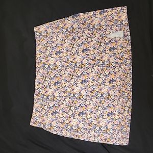 Women's Floral Mini skirt with Small Slit Juniors size 16